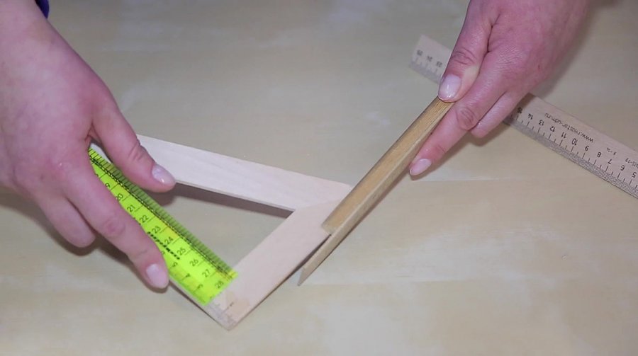 Вариант угловой линейки с брусками Изготовление угловой линейки: шаг 9