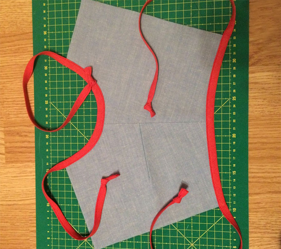 Плечевая накладка с плечевой вытачкой