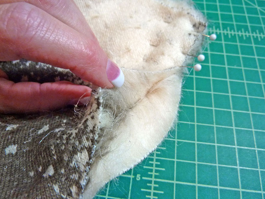 Стачивание искусственного меха