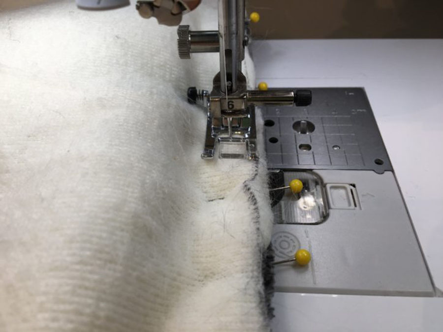 Сшивание искусственного меха стачным швом